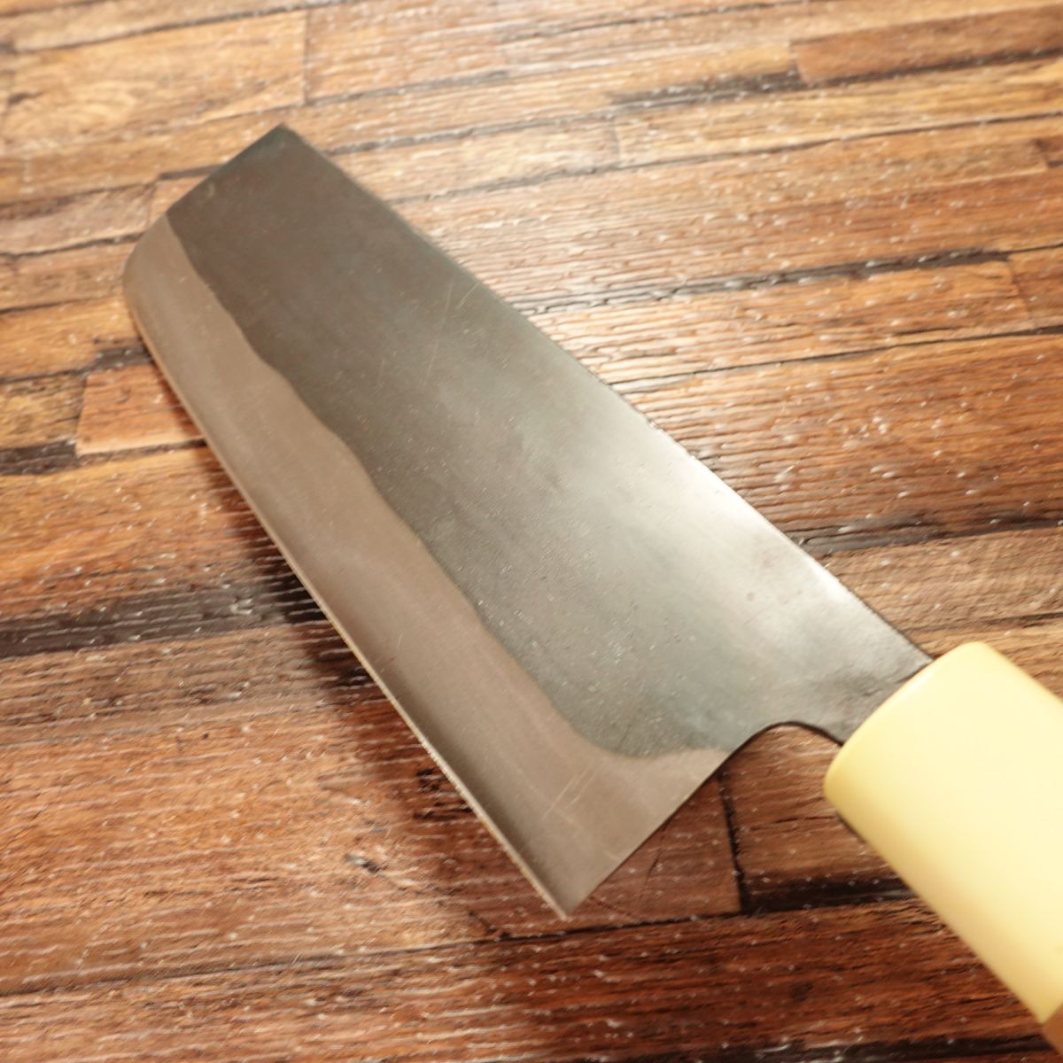 Goro Mitsukuni Nakiri Knife, Sharpened, Kurouchi Finish, Made by Goro Mitsukuni, Yasuki Steel, Unused Stored Item, 165mm