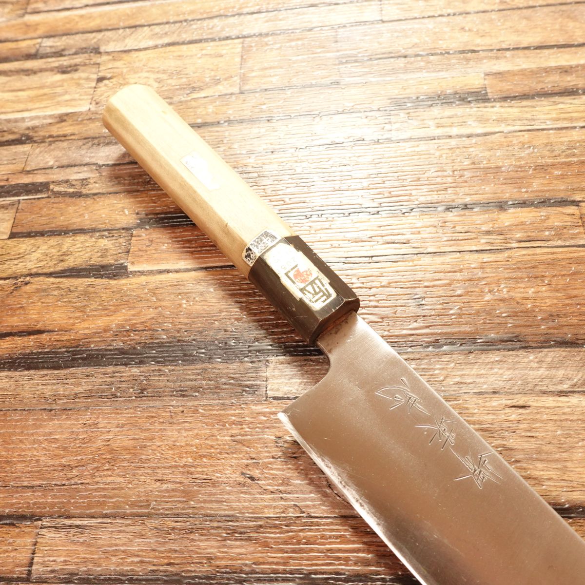 Sakai Hidetada Santoku Knife, Sharpened, Water Buffalo Octagonal Handle, All‑Purpose, Hagane, With Sakai Hammered Blade Label, Traditional Craft, 175 mm
