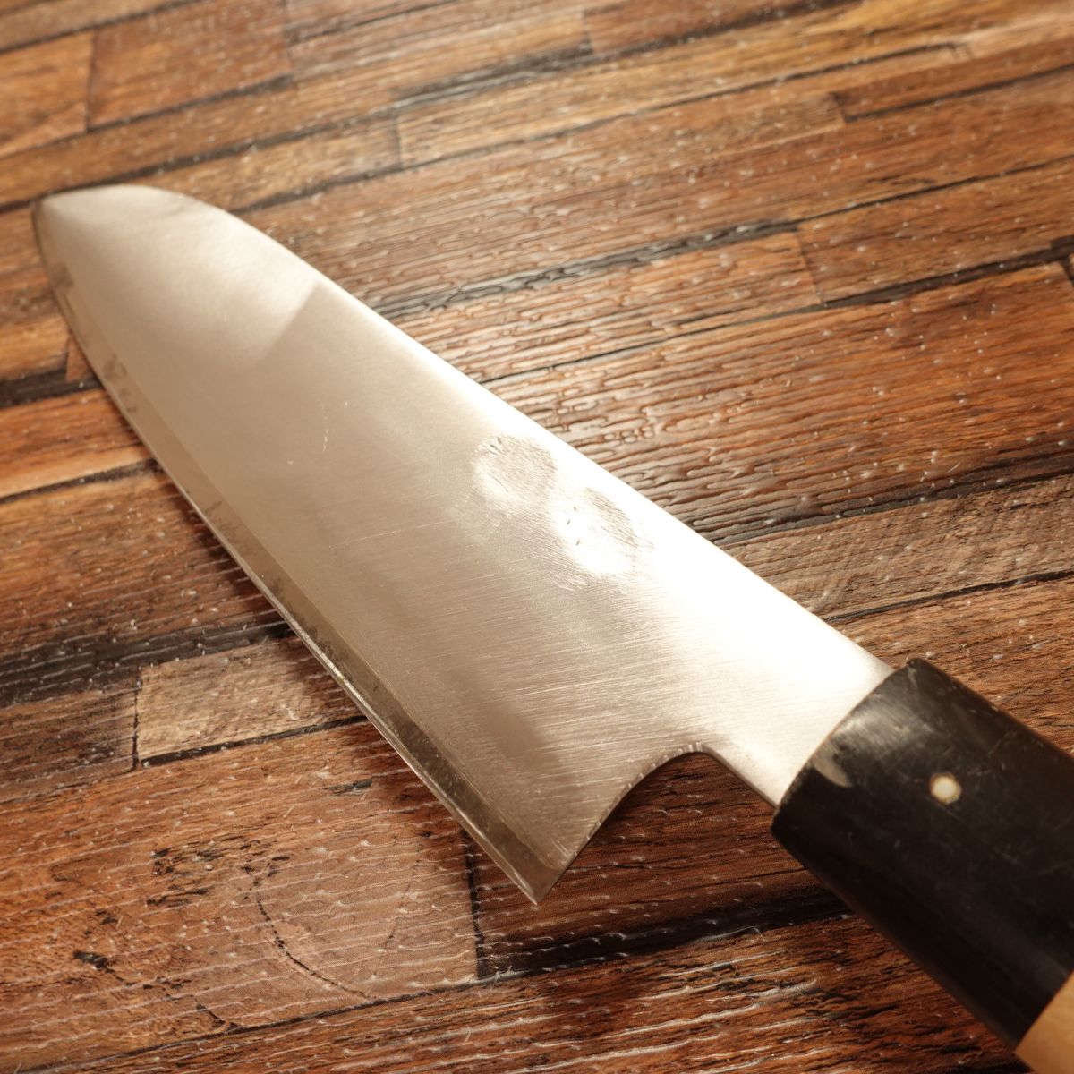 Aritsugu Wa-Santoku Knife, Sharpened, “Wagokoro”, Water Buffalo Handle, Warikomi, 180mm
