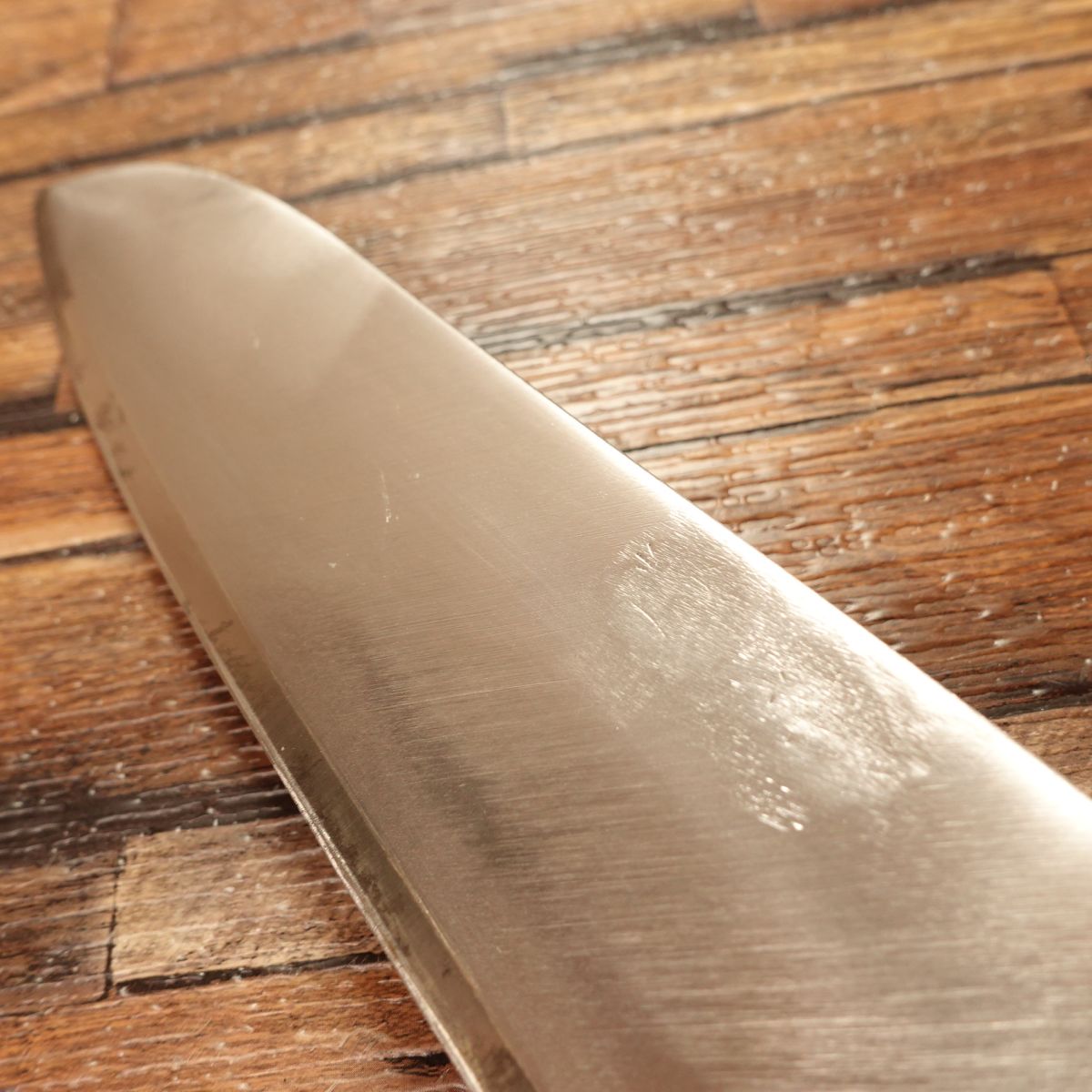 Aritsugu Wa-Santoku Knife, Sharpened, “Wagokoro”, Water Buffalo Handle, Warikomi, 180mm