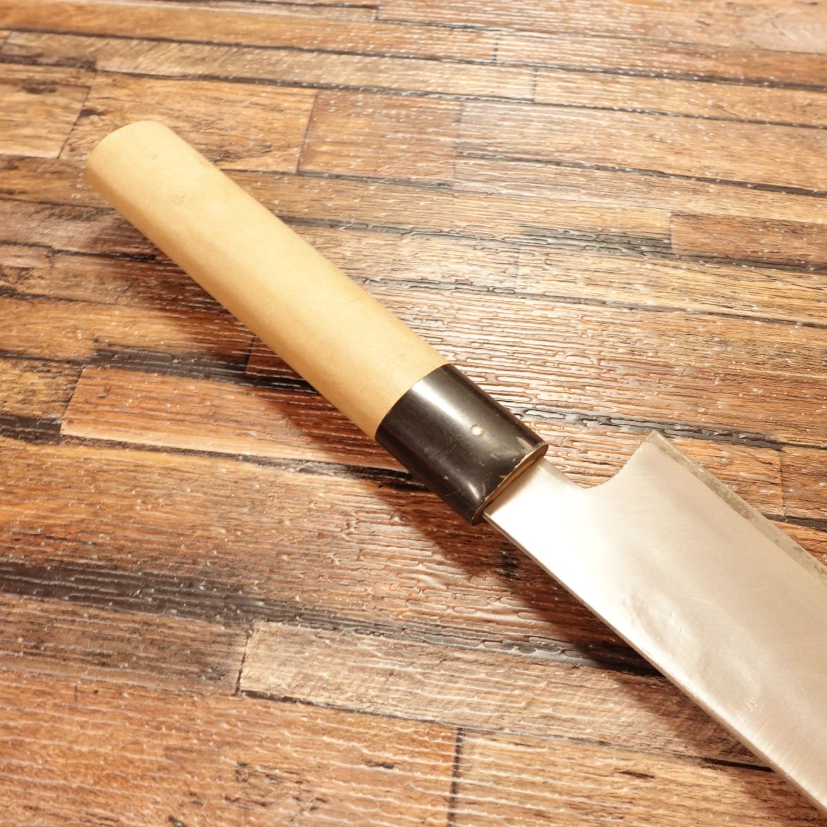 Aritsugu Wa-Santoku Knife, Sharpened, “Wagokoro”, Water Buffalo Handle, Warikomi, 180mm