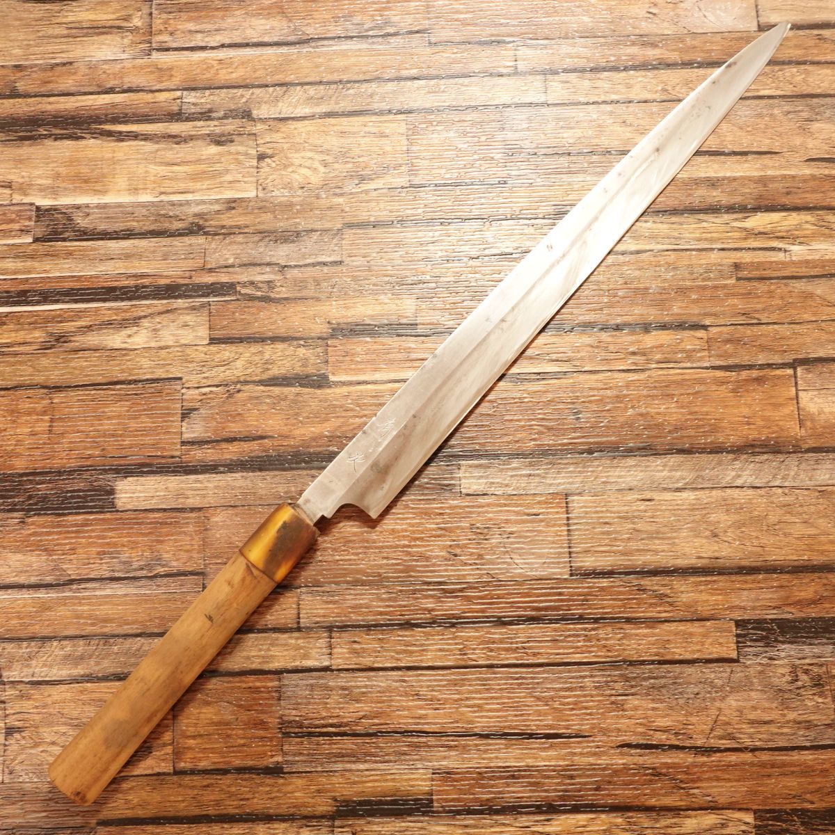 Aritsugu Yanagiba Knife, Sharpened, White Water Buffalo Handle, Sashimi Knife, Light Use, 320mm