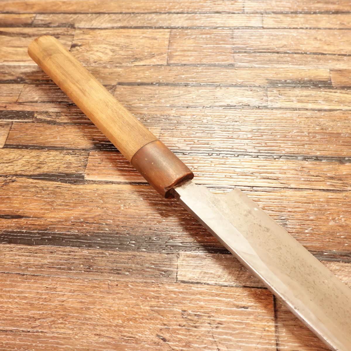 Aritsugu Yanagiba Knife, Sharpened, White Water Buffalo Handle, Sashimi Knife, Light Use, 320mm