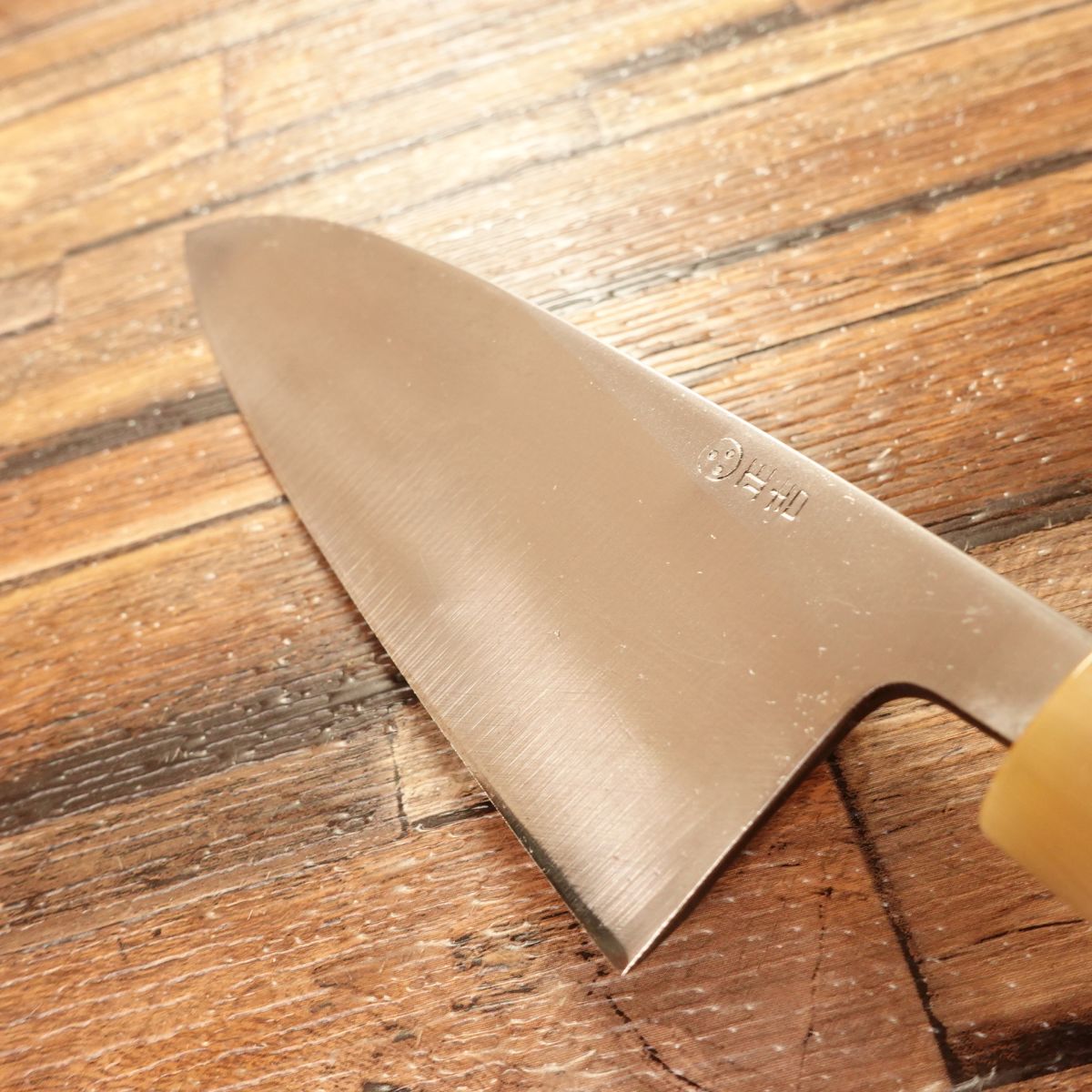 [HYPER REBORN] Masayoshi Deba Knife, Sharpened, Water Buffalo Handle, “Kokoro”, Mirror Finish, 155mm