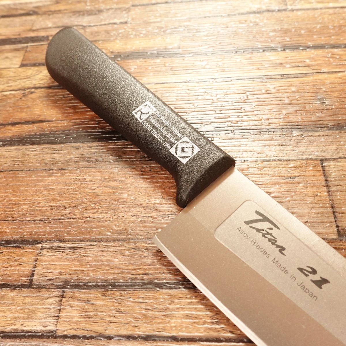 Titan21 Santoku Knife, Sharpened, All-Purpose Knife, Titanium Silver, Good Design Award, Nearly Unused, 170mm