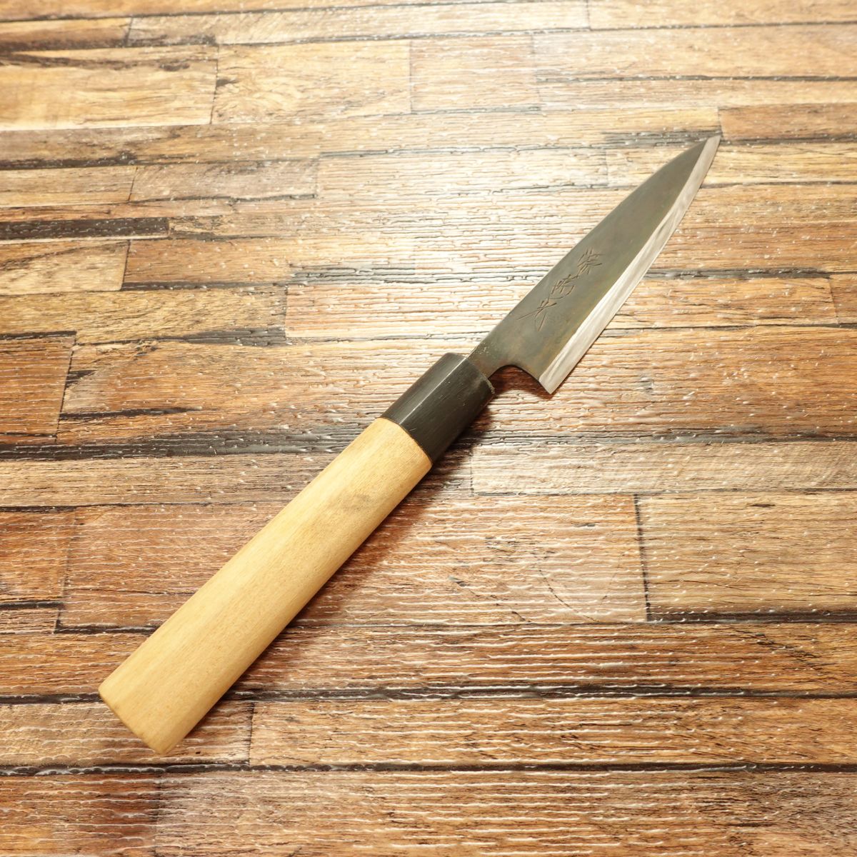 [HYPER REBORN] Minamoto Kikumitsu Wa-Petty Knife, Sharpened, Black Oxide Finish, Single Bevel, Fruit Knife, Decorative Cutting, Hagane Steel, 120mm