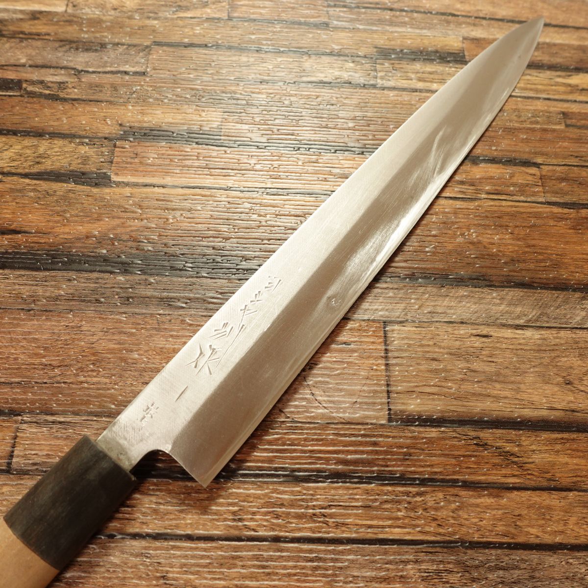 Yoshiya Yanagiba Knife, Sharpened, Water Buffalo Handle, Yoshiya Special Order, Top Grade, Sashimi Knife, Lightly Used, 270mm