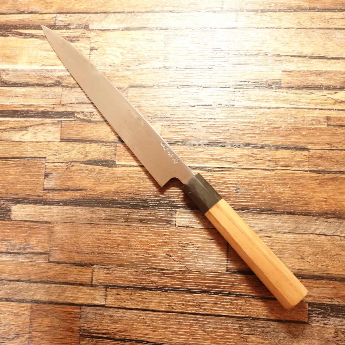 [HYPER REBORN] Danjuro Yanagiba Knife, Sharpened, Water Buffalo Octagonal Handle, Semi-Mirror Finish, Sashimi Knife, Yasuki Blue Steel #2, Kiya, 210mm