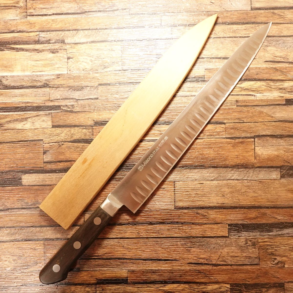 Misono Sujihiki Knife, Sharpened, Misono Salmon, Slim Slicer, Molybdenum Stainless, Wooden Saya, 305mm