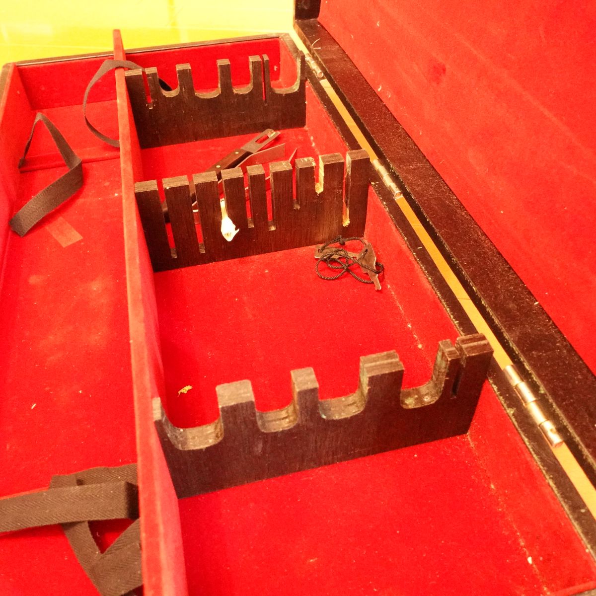 Chef’s Knife Hard Case, Large, Black, Knife Storage Bag with Lock, Accessory Included