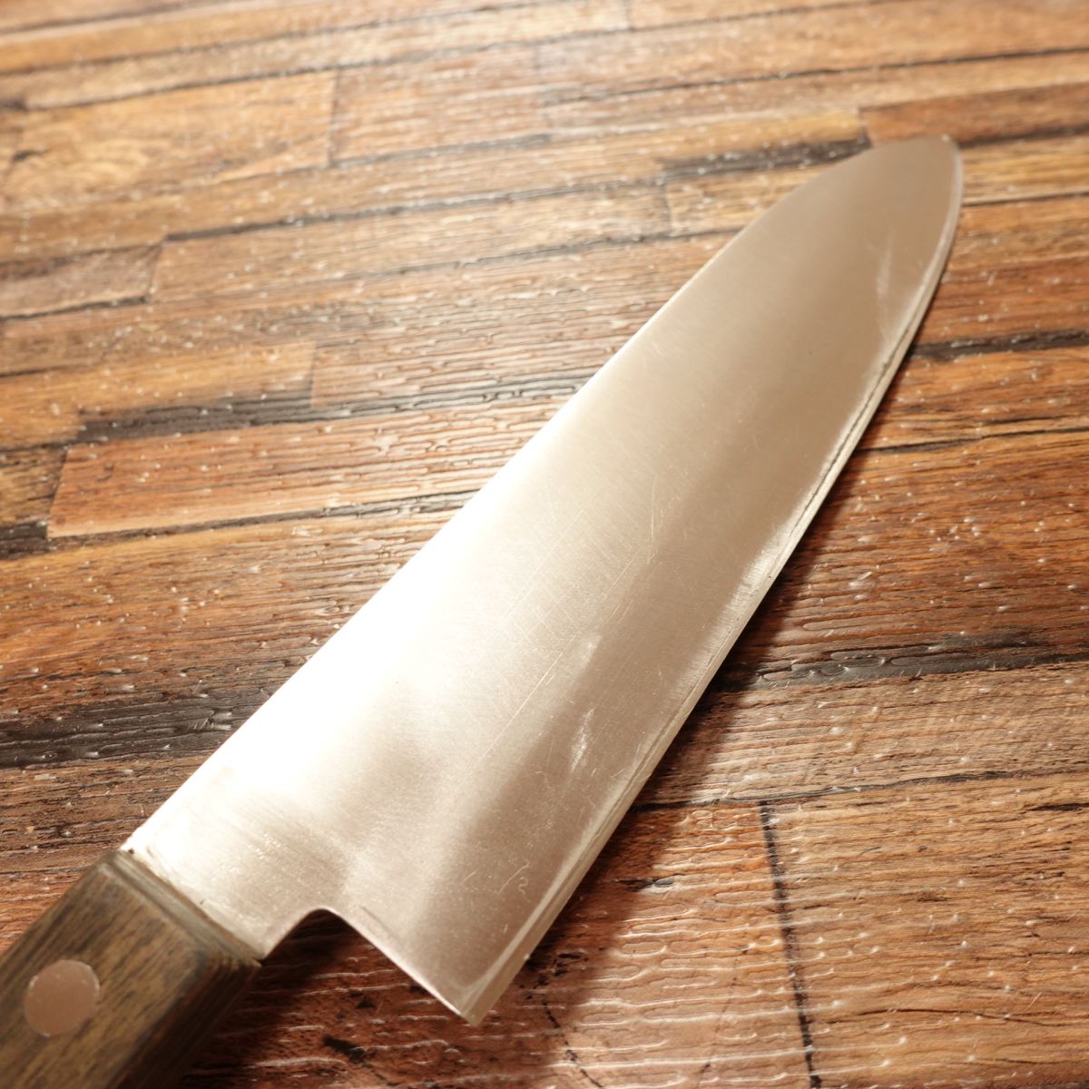 Kikuichimonji Norimune Santoku Knife, Sharpened, All-Purpose Knife, Special Hon-Warigomi, Double-Bevel, 180mm