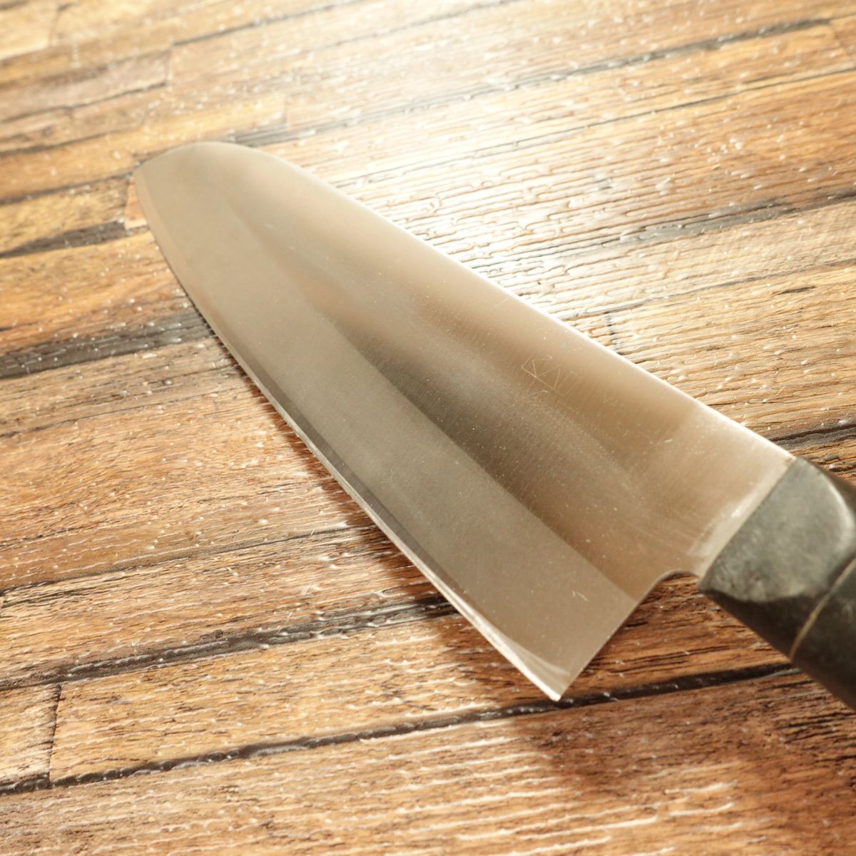 Seki Magoroku Santoku Knife, Sharpened, Warikomi Steel, All-Purpose Knife, KAI, 170mm