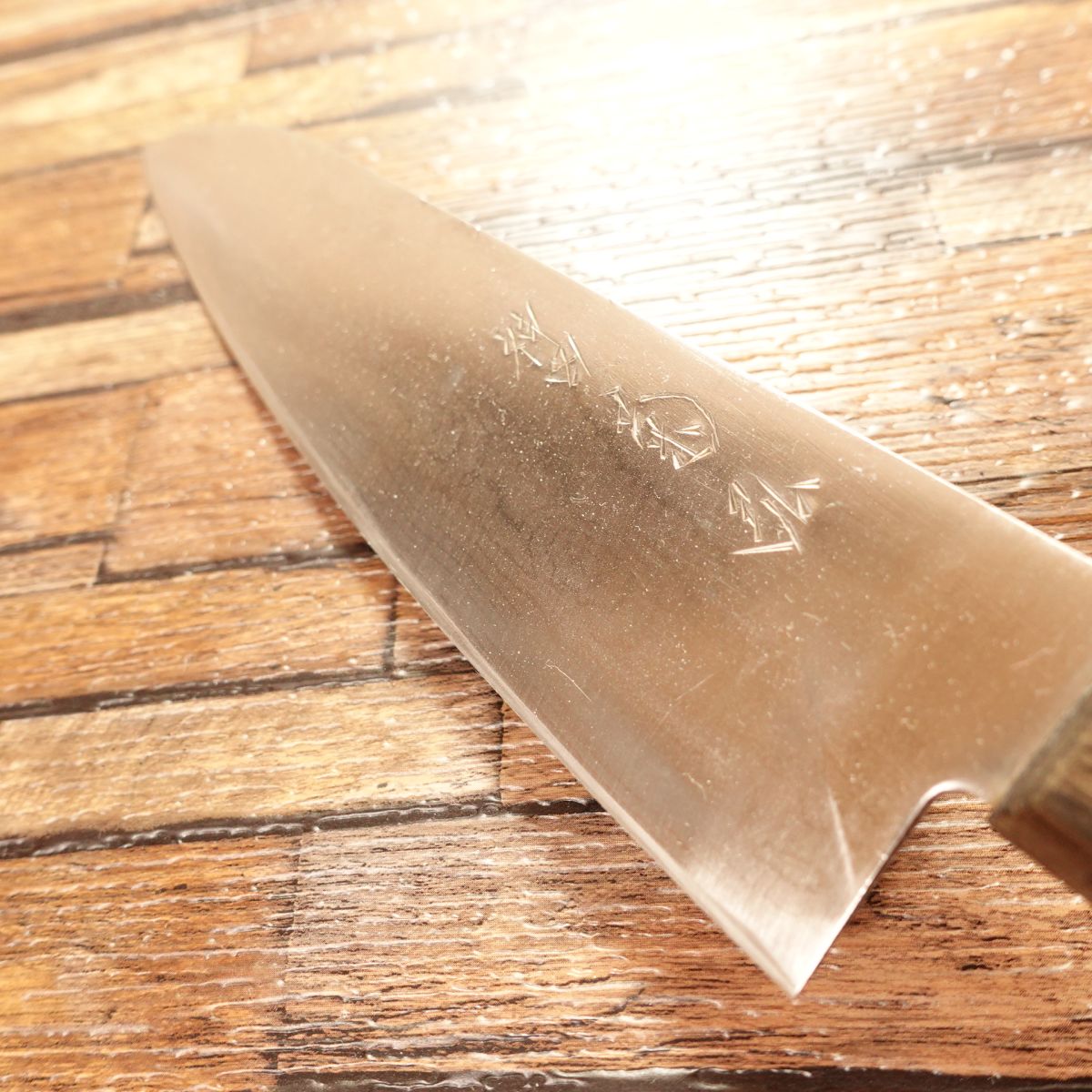 Kikuhiro Santoku Knife, Sharpened, Kanda Kikuhiro, Damascus Pattern, Gyuto-Style, 175mm