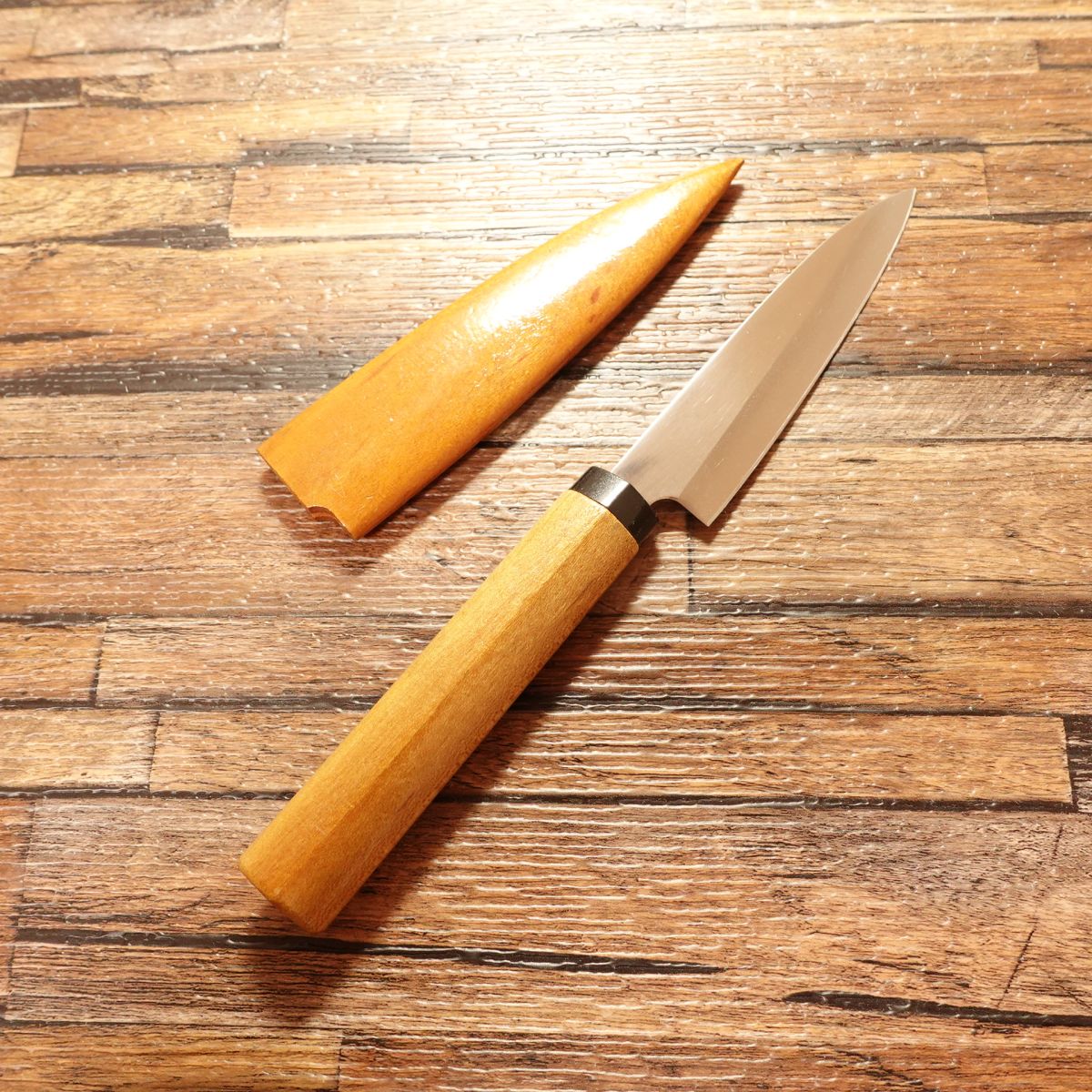 KAI Petty Knife, Sharpened, Wooden Saya, Fruit & Garnish Knife, Stainless Steel, 95mm