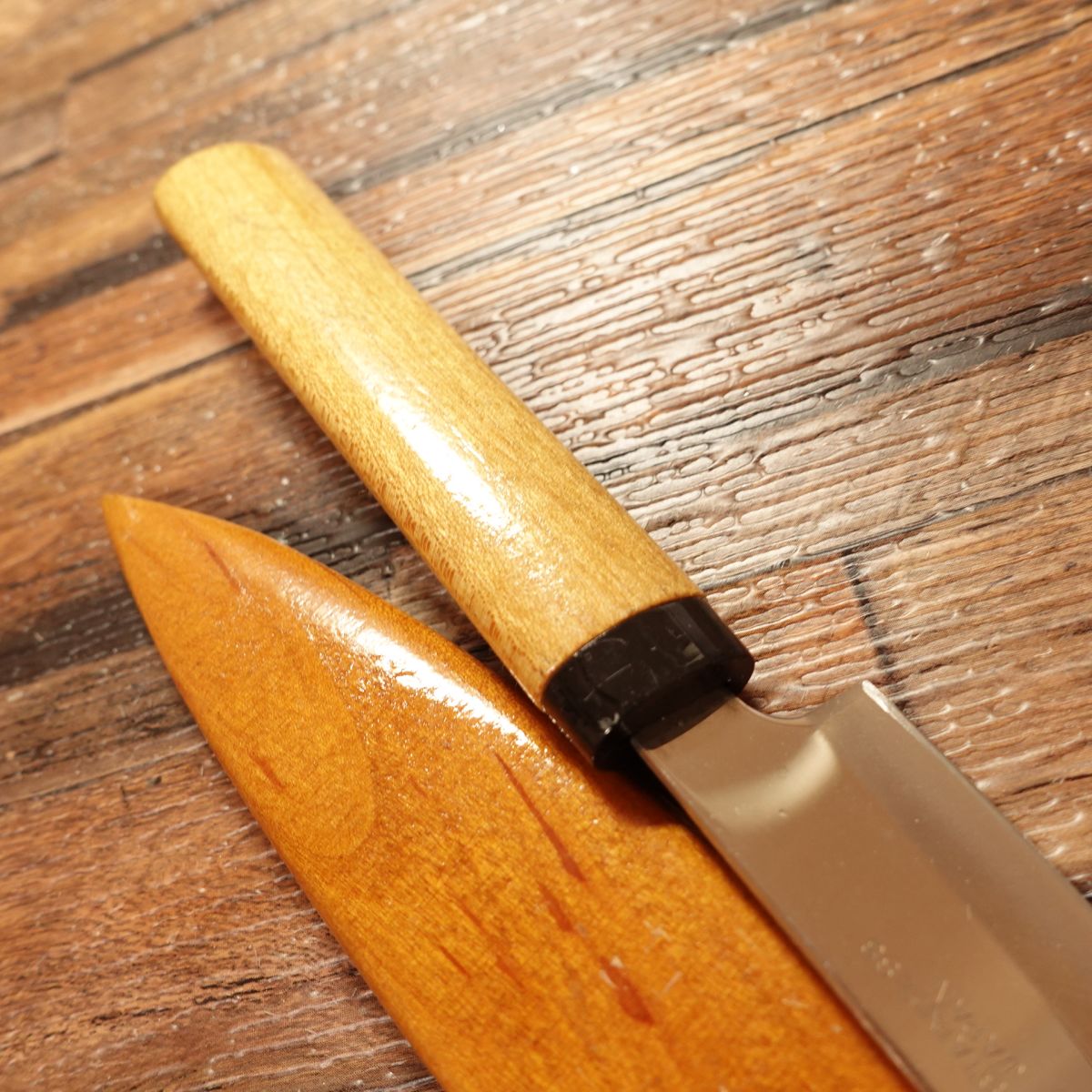 KAI Petty Knife, Sharpened, Wooden Saya, Fruit & Garnish Knife, Stainless Steel, 95mm