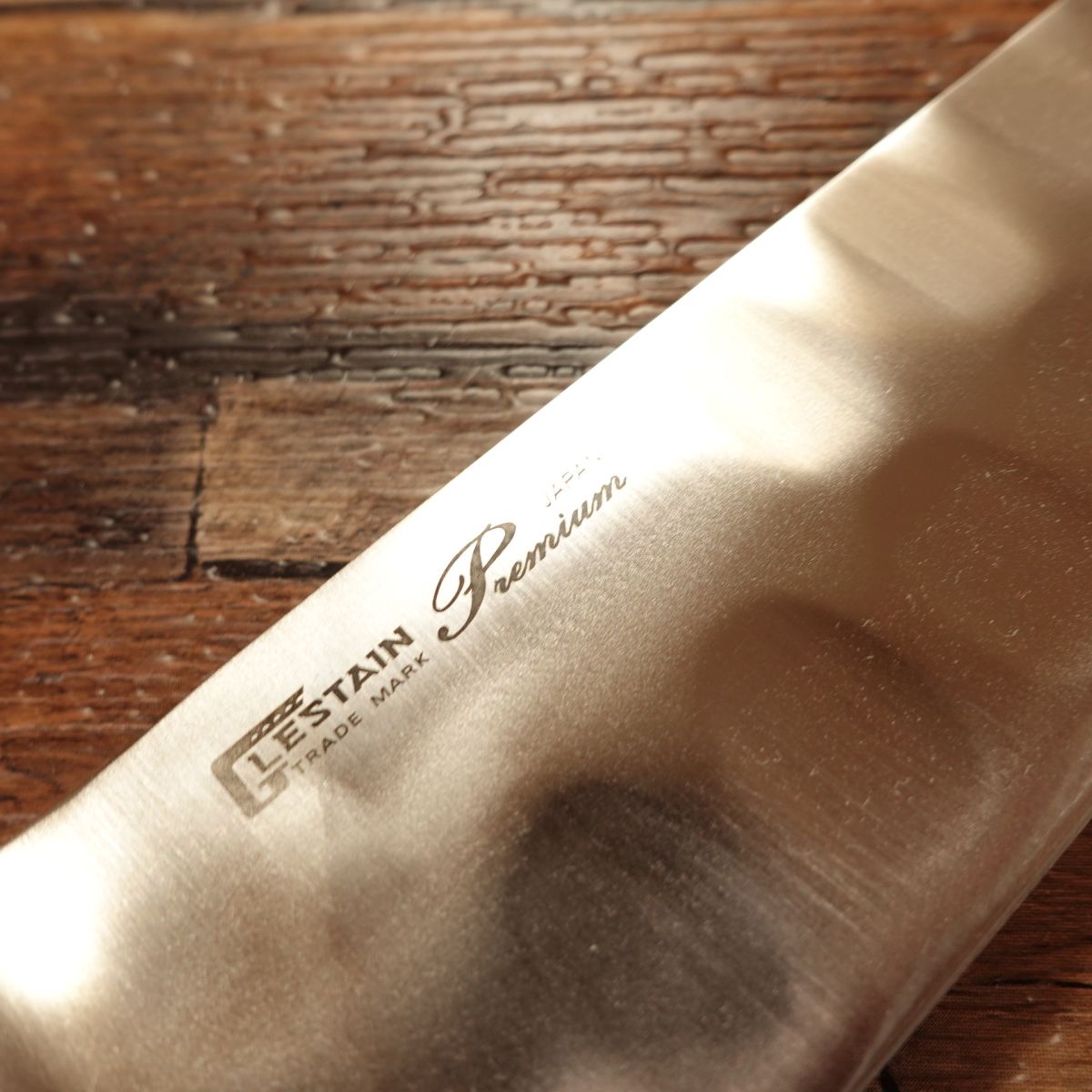 Glestain Premium Santoku Knife, Sharpened, All-Stainless, Dimpled, 165mm