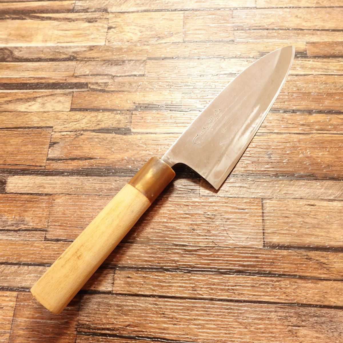 Kozeni Sushi Deba Knife, Sharpened, White Water Buffalo Handle, Sushi Restaurant Use, 150mm