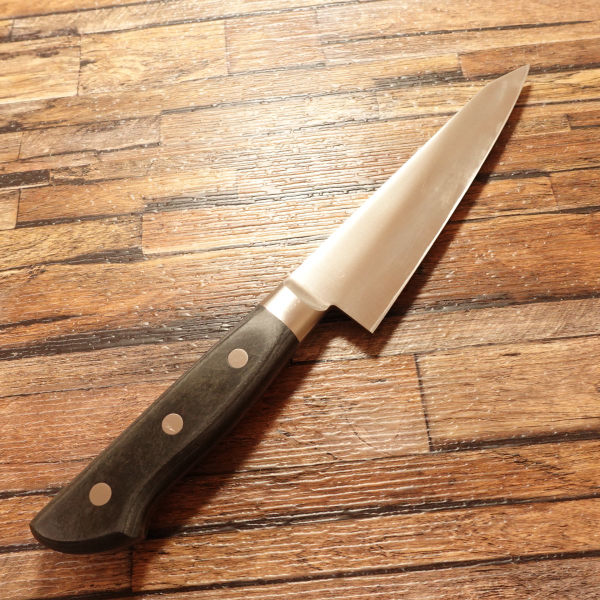 Sadamune Honesuki Knife, Sharpened, Stainless Molybdenum Steel, Double-Bevel, 140mm