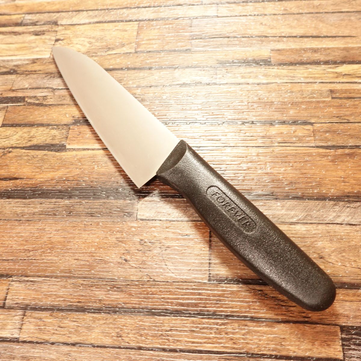 Titan 21 Santoku Knife, Sharpened, FOREVER, Rust-Free Titanium, Nearly Unused, 160mm