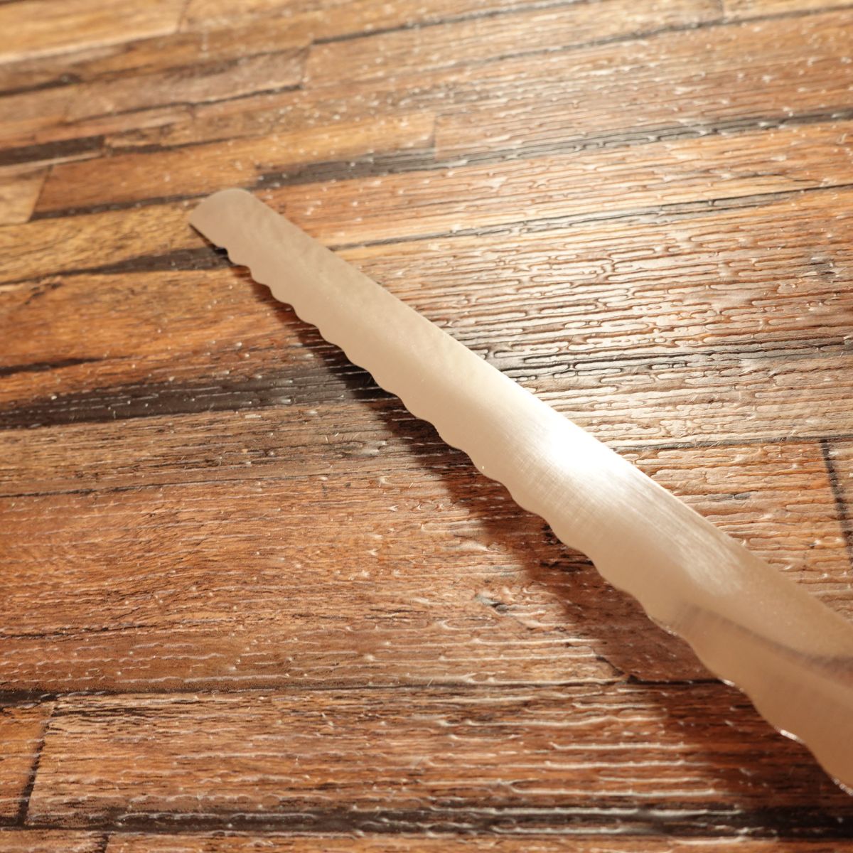 Kai Bread Knife, Serrated, Sharpened, BREADY Series, Nearly Unused, 240mm