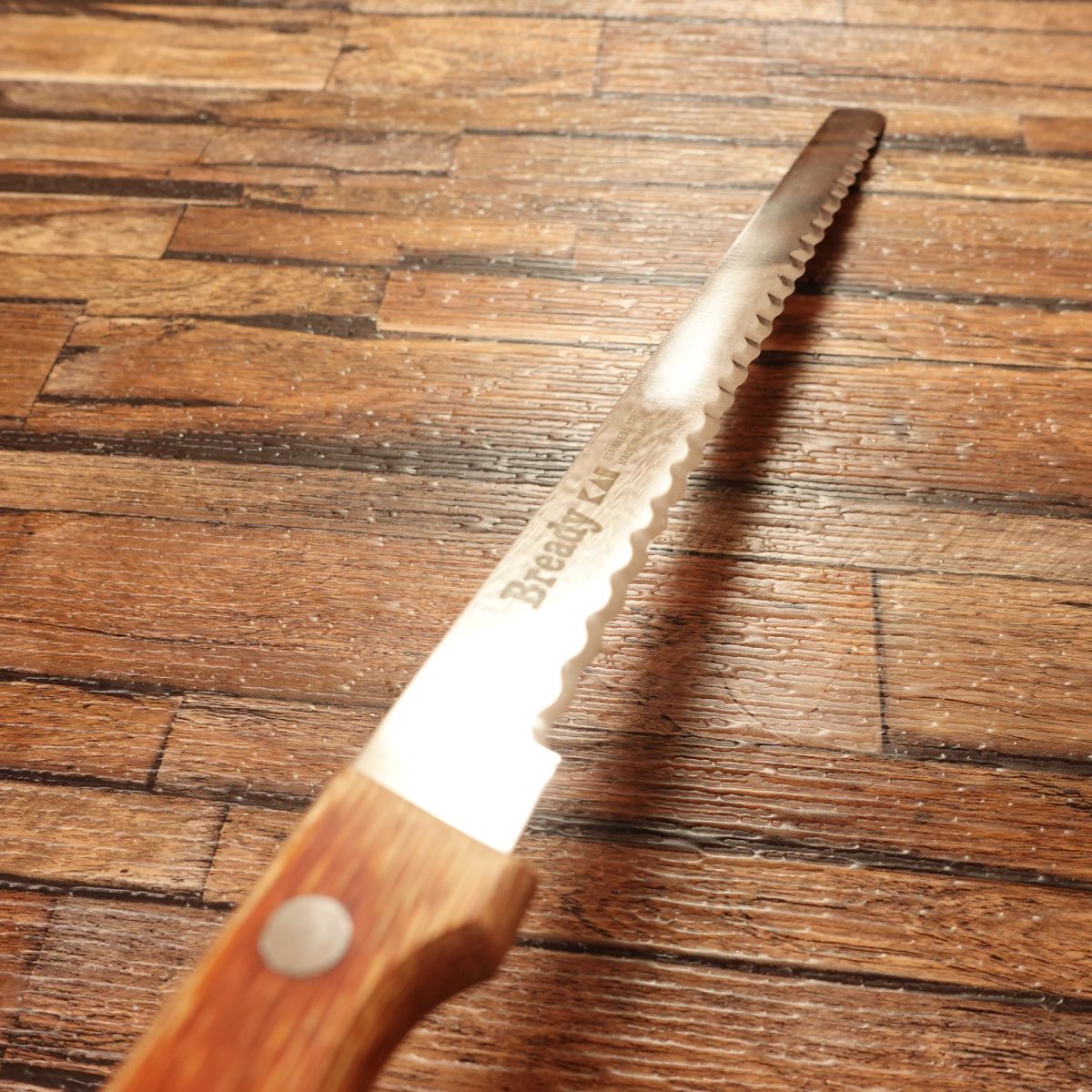 Kai Bread Knife, Serrated, Sharpened, BREADY Series, Nearly Unused, 240mm