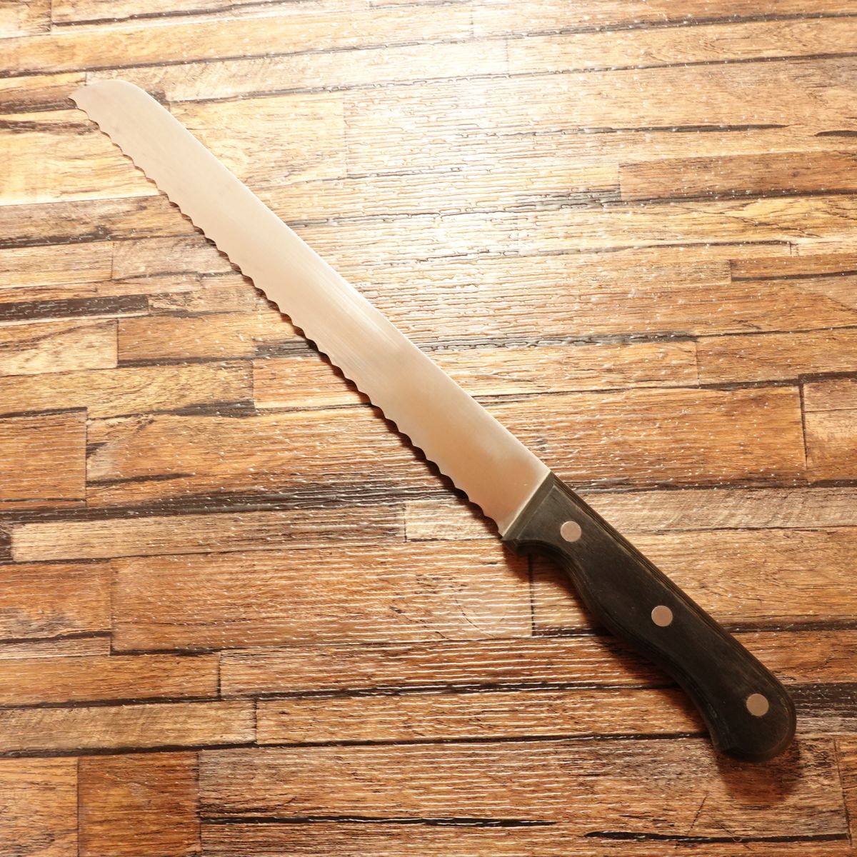 Sakai Takayuki Bread Knife, Stainless Steel, Serrated, 255mm