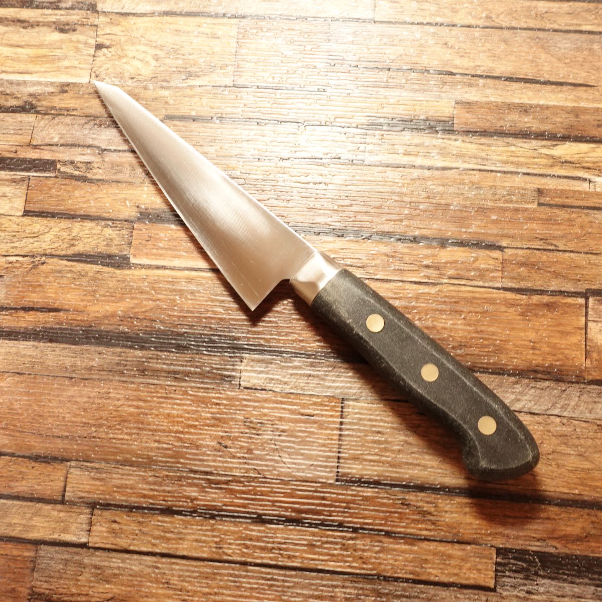 KAI Honesuki Knife, Sharpened, Sabaki, Kakugata, Double-Edged, Stainless, 140mm