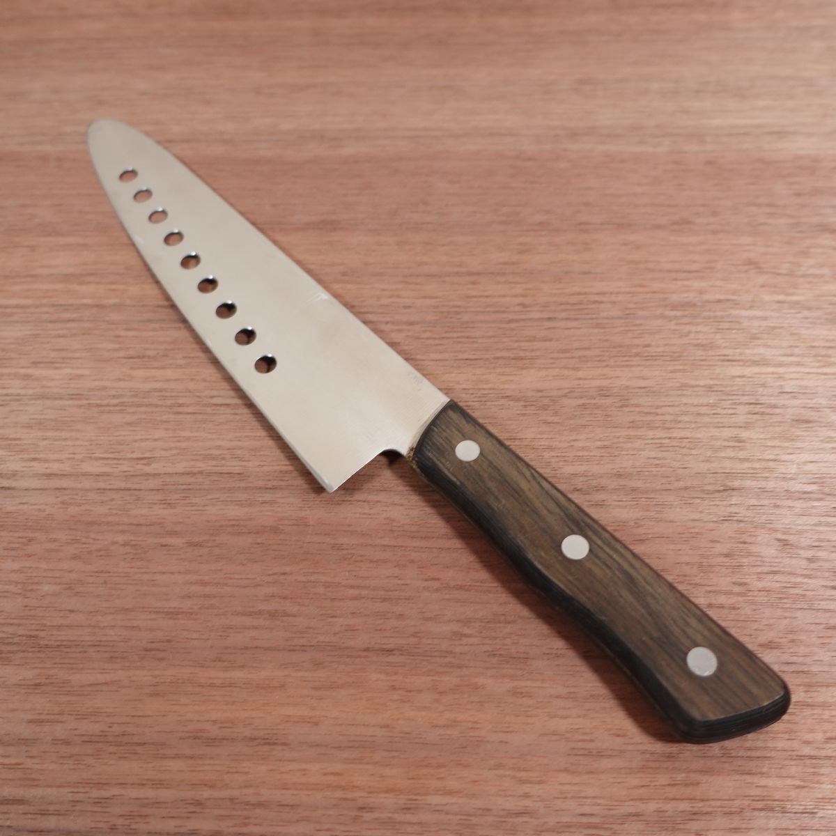 Ajimisaki Gyuto Knife, Sharpened, All-Purpose Knife, Granton Edge, TV Shopping Model, Special Steel, 205mm