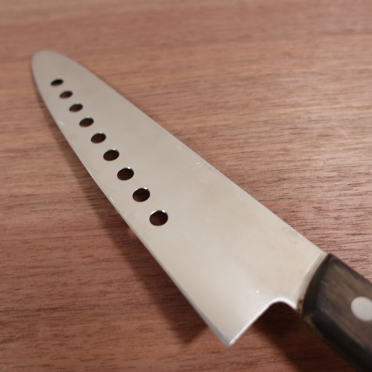 Ajimisaki Gyuto Knife, Sharpened, All-Purpose Knife, Granton Edge, TV Shopping Model, Special Steel, 205mm