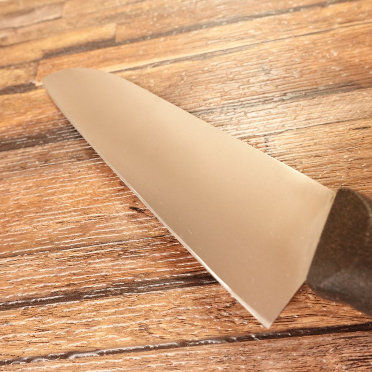 Titan 21 Santoku Knife, Sharpened, Silver Titanium, FOREVER, 160mm