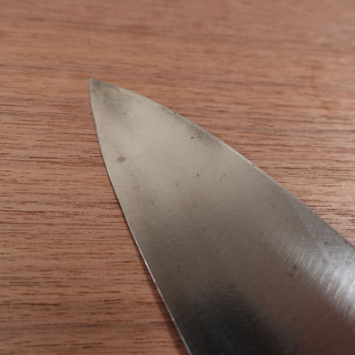 Kikuchi Large Deba Knife, Sharpened, Water Buffalo Handle, Carbon Steel, Kikuchi Bessaku Saijo, Handle Crack, Spare Handle Included, 215mm