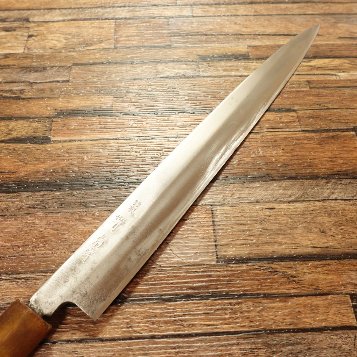 Sakai Kikumori Yanagiba Knife, Sharpened, White Water Buffalo Handle, Special Edition, Sashimi Knife, Carefully Used, 305mm