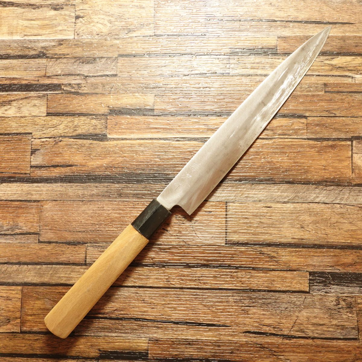 Yoshitsugu Yanagiba Knife, Sharpened, Yoshitsugu-made, Sashimi Knife, Hagane Steel, Single Bevel, 210mm