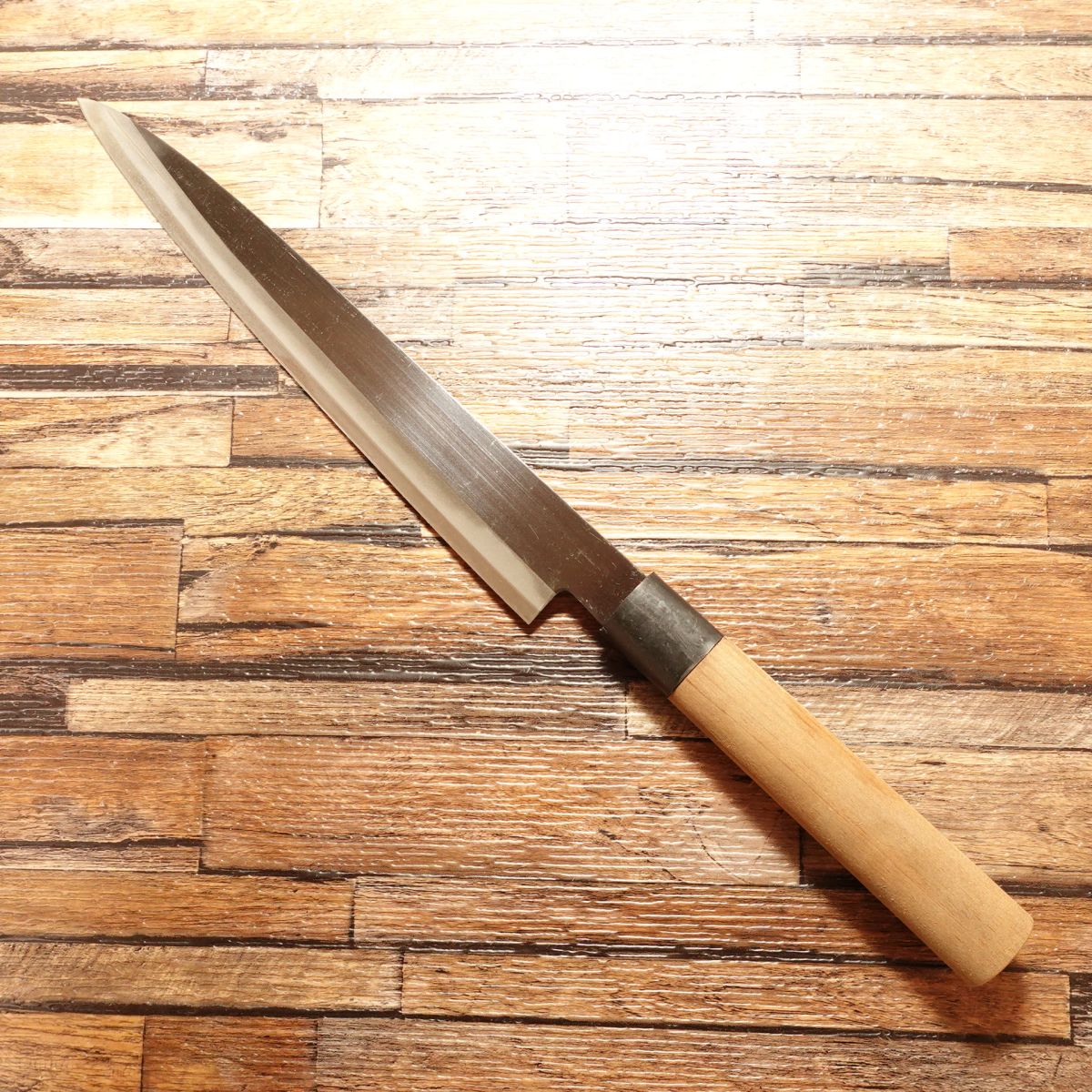 Yushun Yanagiba Knife, Sharpened, Double-Edged, Kurouchi, Tokusen, Slim, Nearly Unused Stored, 220mm
