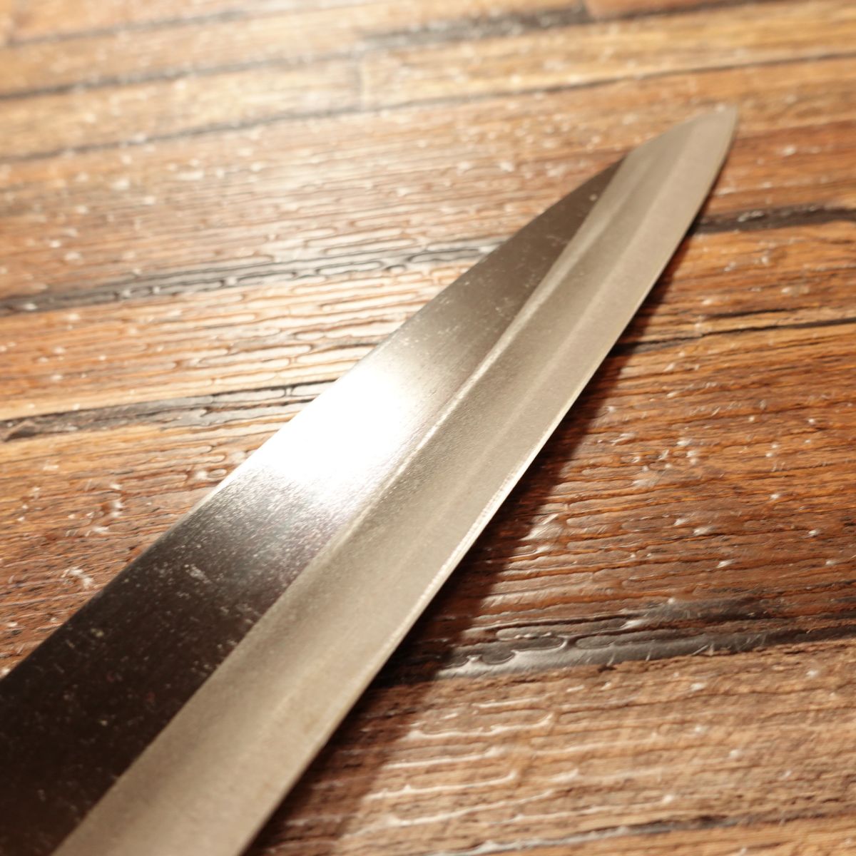 Yushun Yanagiba Knife, Sharpened, Double-Edged, Kurouchi, Tokusen, Slim, Nearly Unused Stored, 220mm