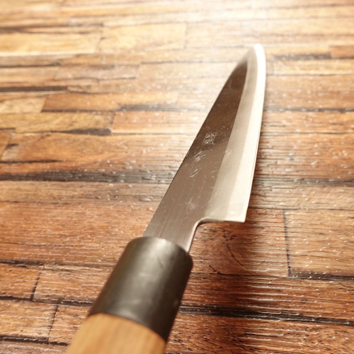 Yushun Yanagiba Knife, Sharpened, Double-Edged, Kurouchi, Tokusen, Slim, Nearly Unused Stored, 220mm
