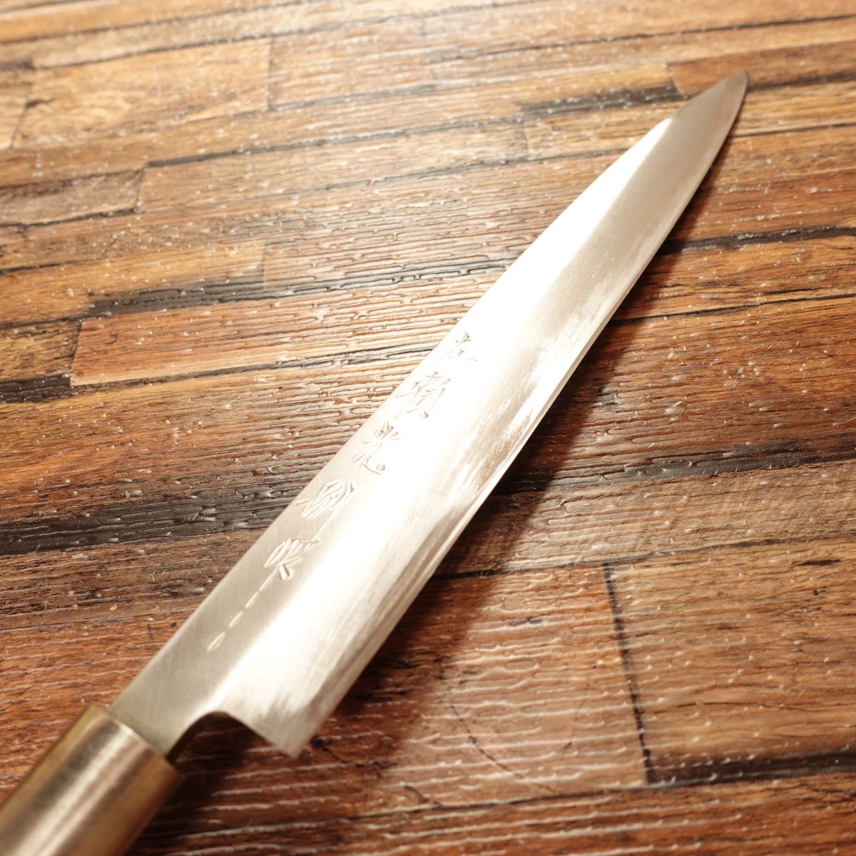Hidari Yorimitsu Yanagiba Knife, Sharpened, Nasubi Mark, Betsusaku, Nearly Unused Stored, 210mm