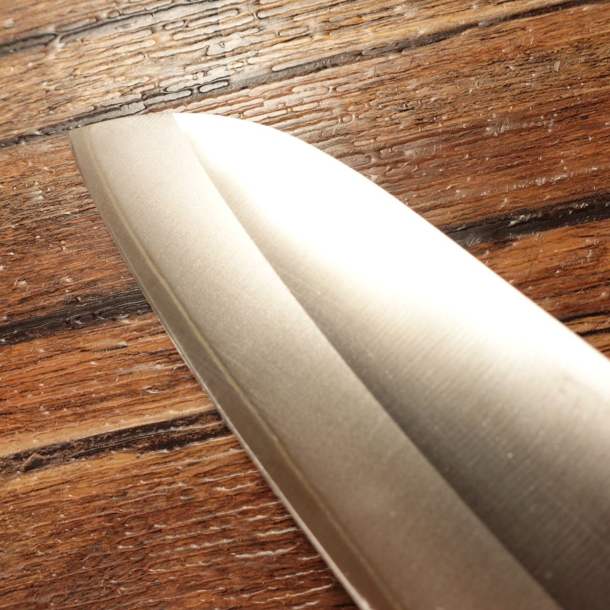 Kisaburo Santoku Knife, Sharpened, Hon-Warikomi, Hagane Core, 165mm