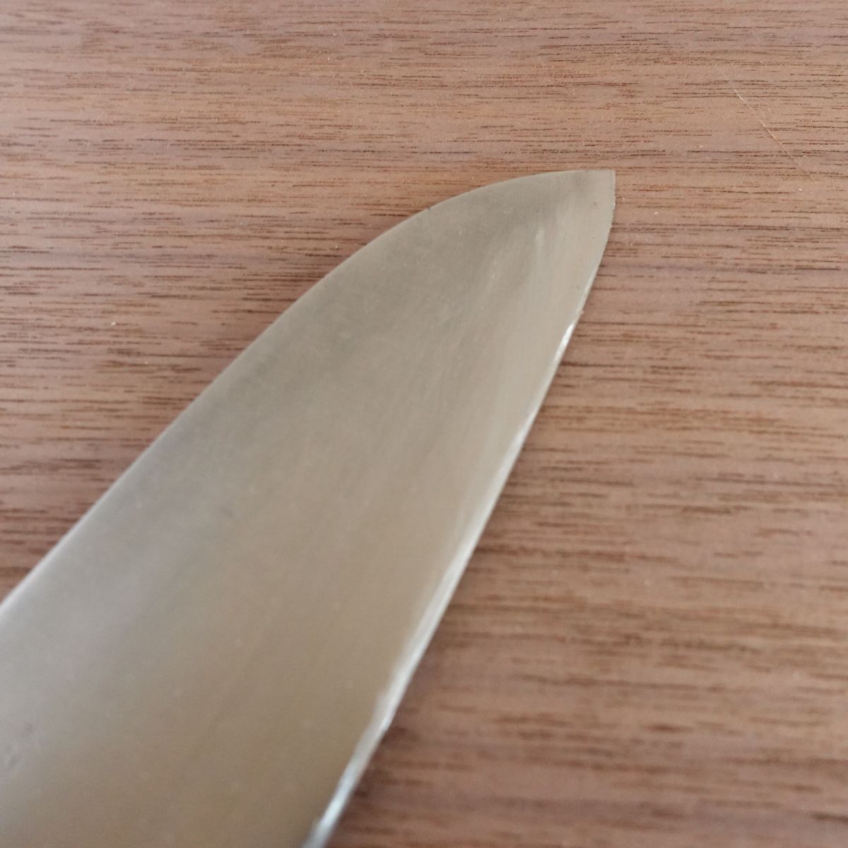 Seki Magoroku Santoku Knife, Sharpened, Hon-Warikomi Momoyama, Kai Corporation, 170mm