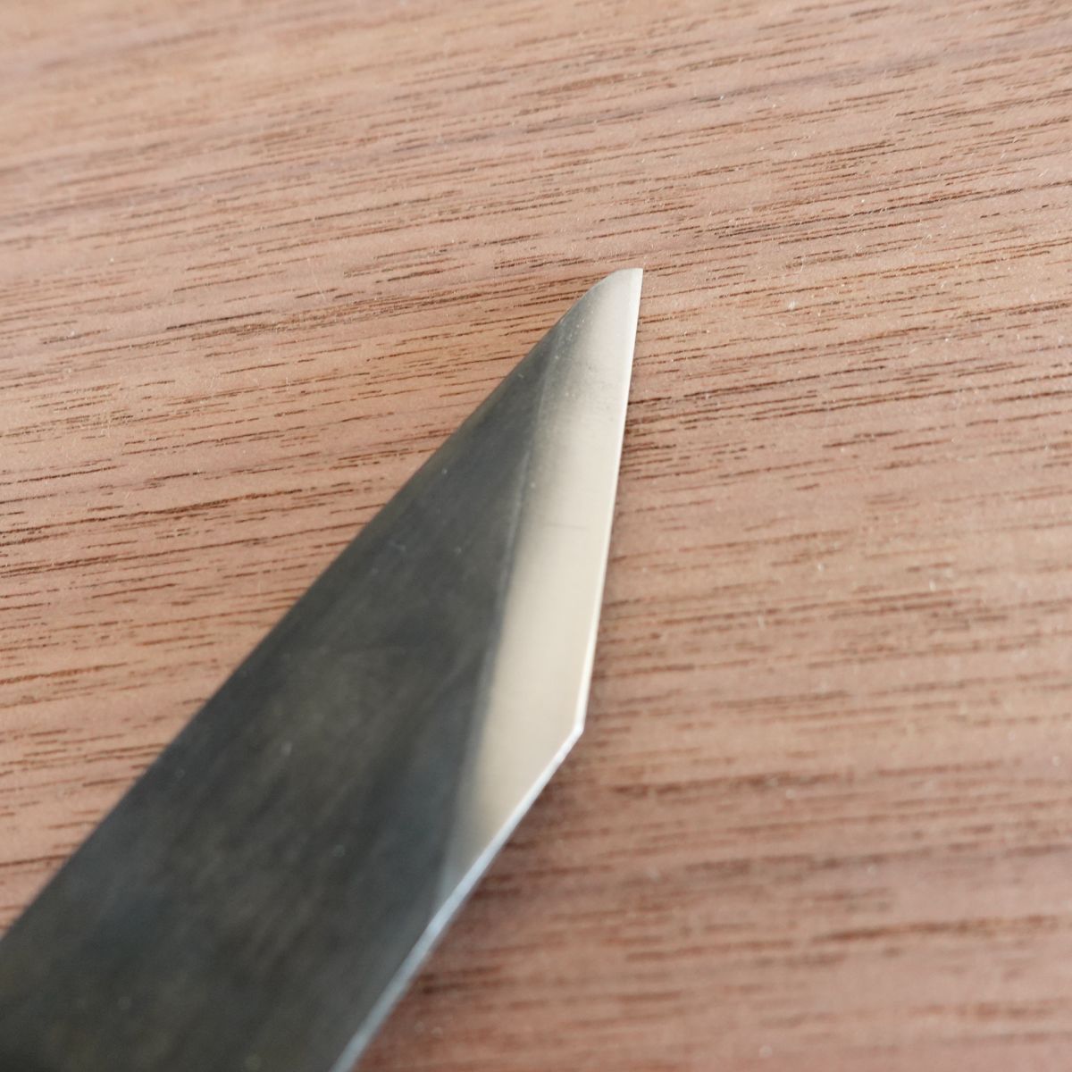 Baishinshi Yokote Utility Knife, Sharpened, Kiridashi Knife, Flower Knife, Ikebana Tool, Steel, Wooden Sheath, 70mm
