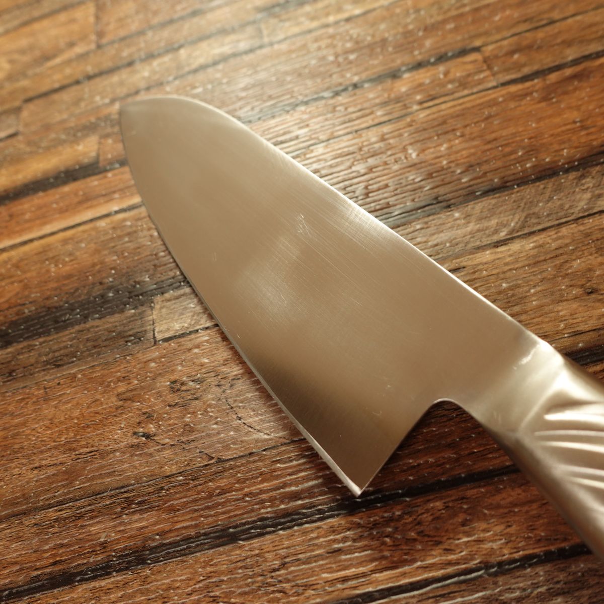 Tan Hikoaki Santoku Knife, Sharpened, All-Stainless Steel, All-Purpose Knife, 165mm