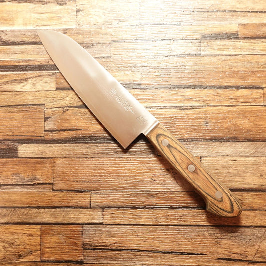 Sakaiya Isshin Santoku Knife, Sharpened, Hon-Warikomi, GOLD, Minimal Signs of Use, 170mm