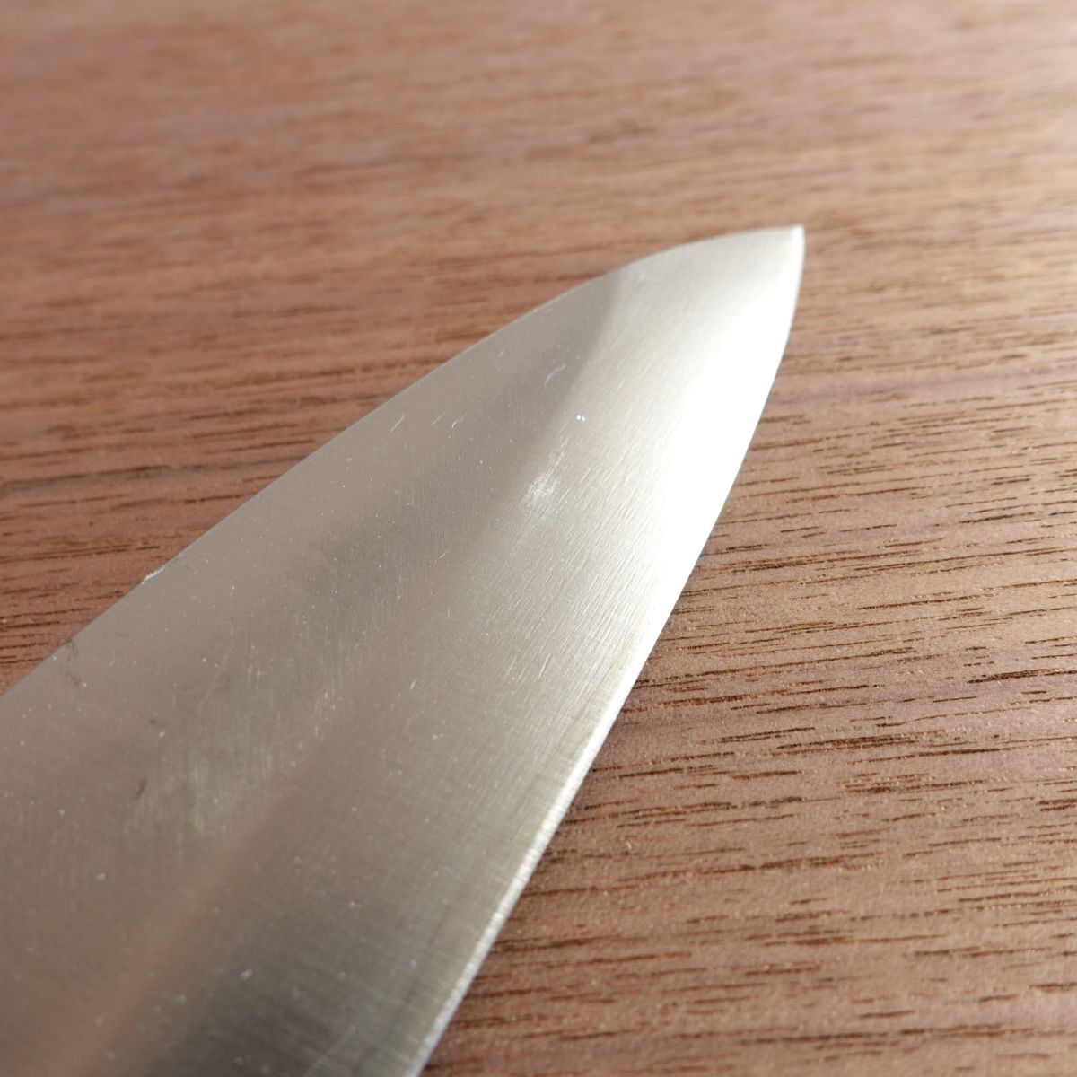 Sakai Kikutora Ai-Deba Knife, Sharpened, Hagane Steel, Thin Deba, Tokujo, 170mm