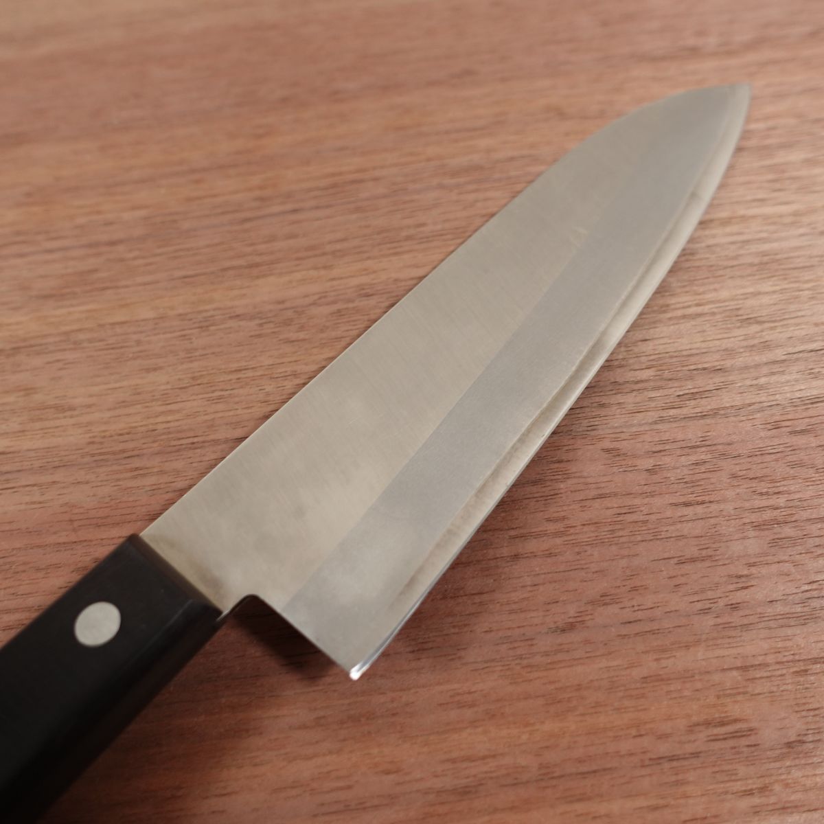 Sanki Santoku Knife, Sharpened, Hon-Warikomi DP, All-Purpose Knife, Special, Unused Stored Item, Boxed, 185mm