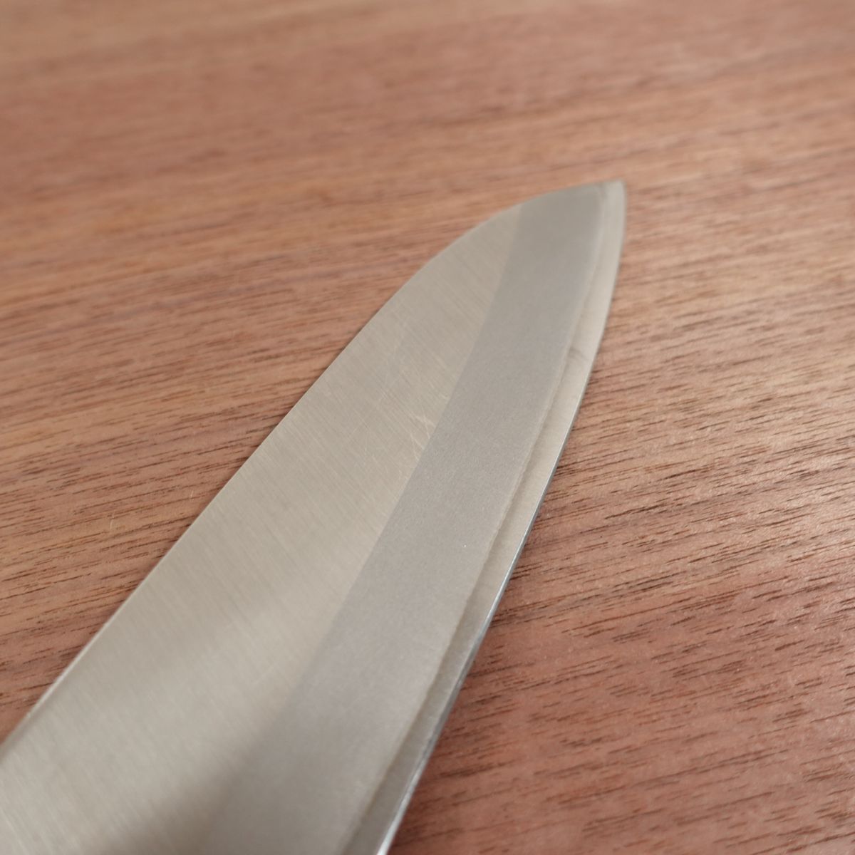 Sanki Santoku Knife, Sharpened, Hon-Warikomi DP, All-Purpose Knife, Special, Unused Stored Item, Boxed, 185mm