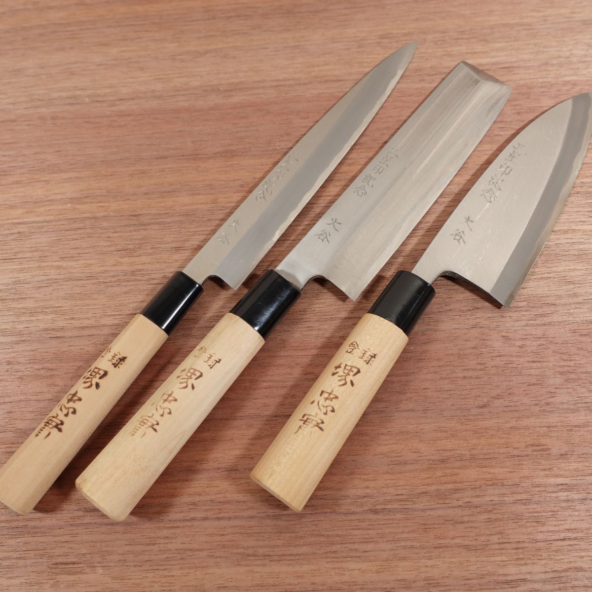 Sakai Tadazane Knife Set, Deba Knife, Usuba Knife, Yanagiba Knife, Carbon Steel, Single Bevel, Unused Stored Item, Boxed, Commemorative Engraving