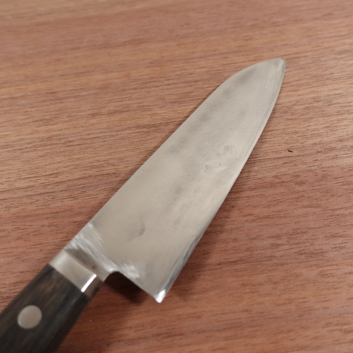 Sakaiya Isshin Santoku Knife, Sharpened, All-Purpose Knife, Hon-Warikomi DP, Made by Sakaiya Isshin, 160mm