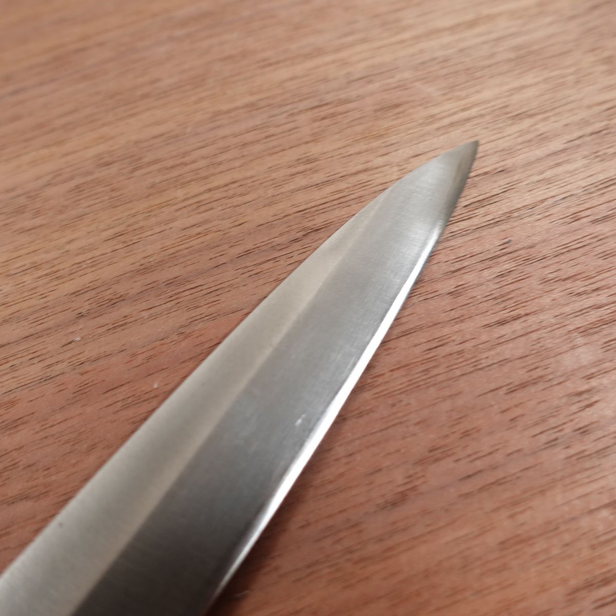 Shirasagi Yanagiba Knife, Sharpened, Sashimi Knife, Crown Shirasagi, Carbon Steel, Nearly Unused, 185mm