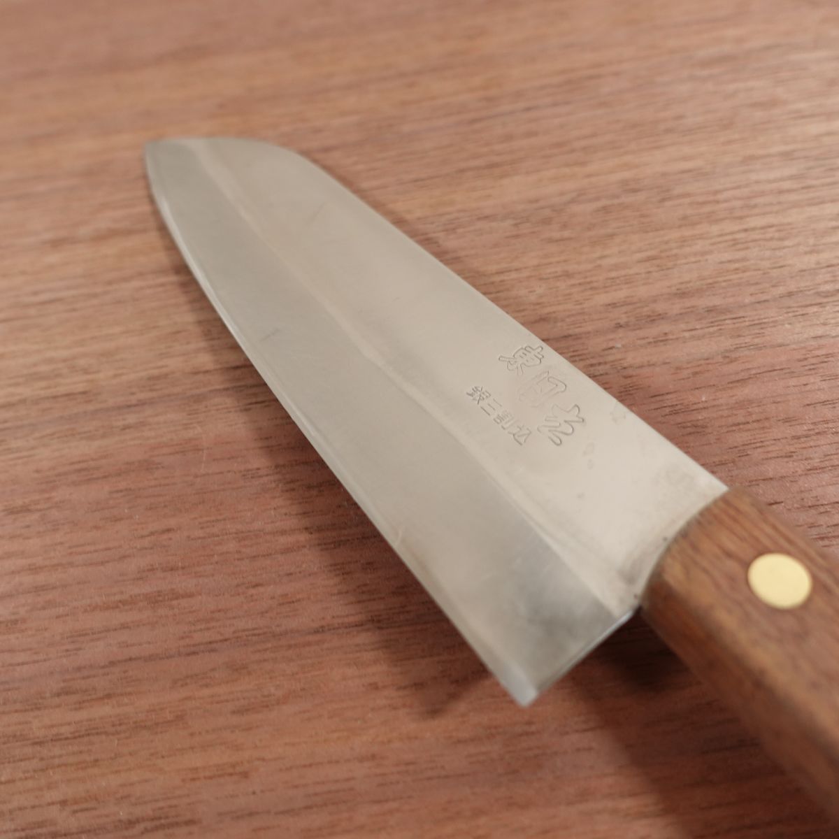 Higashi Hitachi Santoku Knife, Sharpened, Ginsan Laminated Stainless Steel, Ultra Thin, Lightweight, 155mm