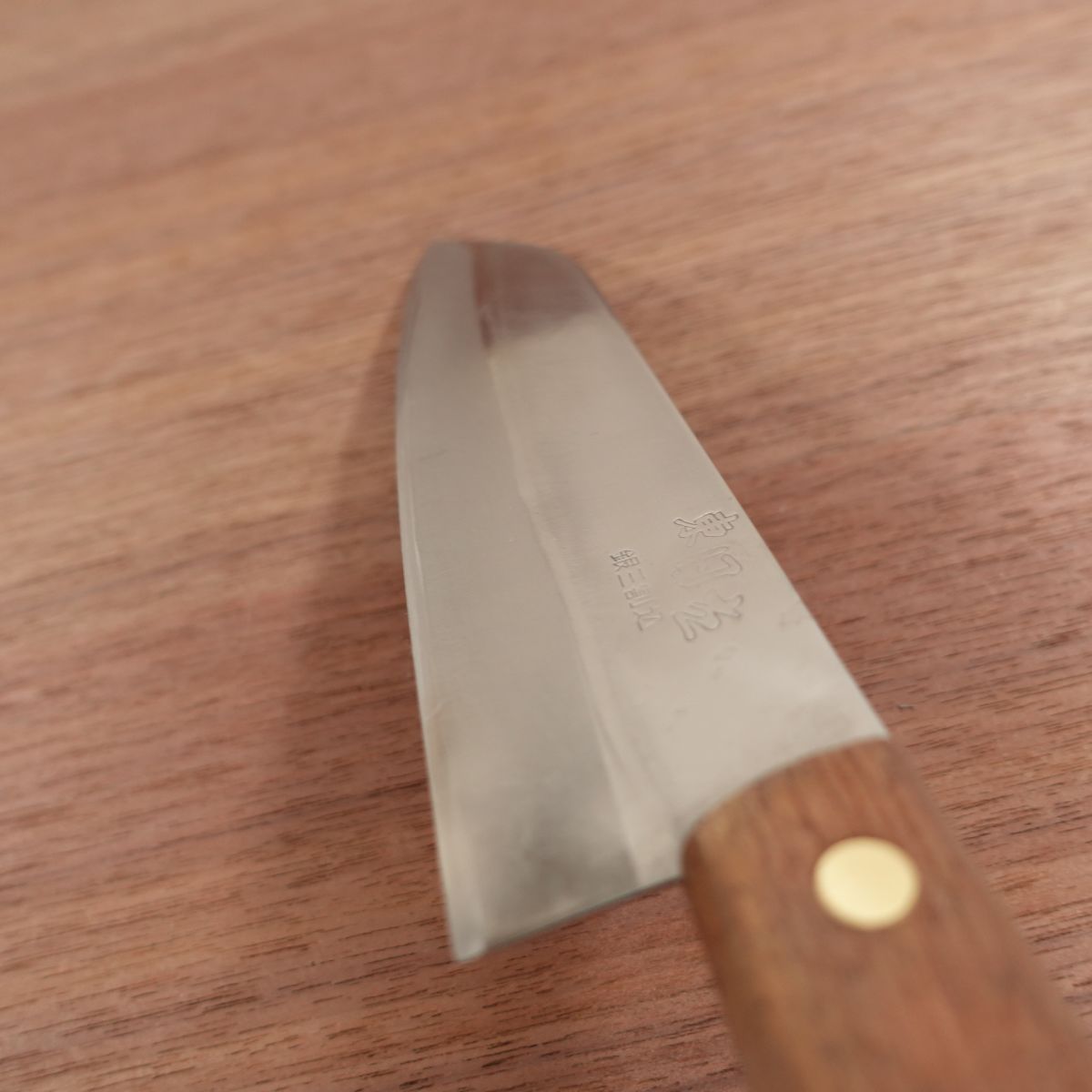 Higashi Hitachi Santoku Knife, Sharpened, Ginsan Laminated Stainless Steel, Ultra Thin, Lightweight, 155mm